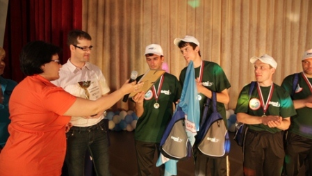 seni-cup2.jpg